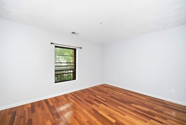 123 Elm St C9, Quincy, MA 02169