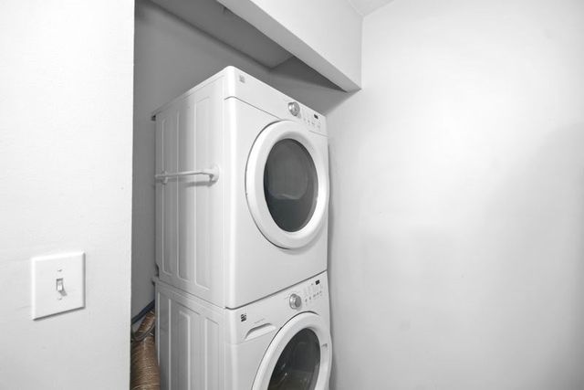 123 Elm St C9, Quincy, MA 02169