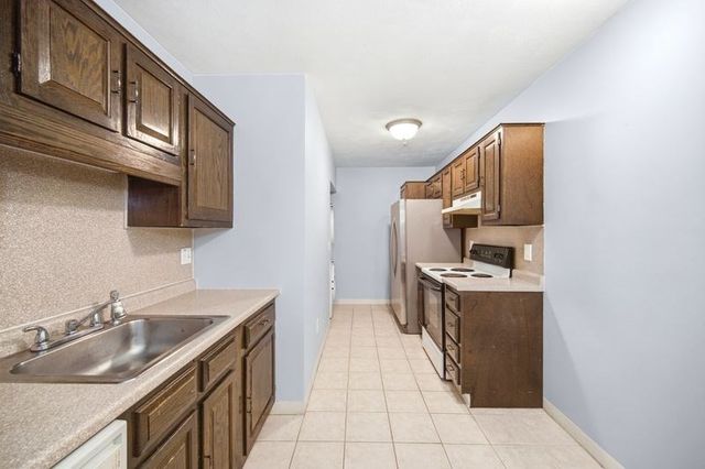 123 Elm St C9, Quincy, MA 02169