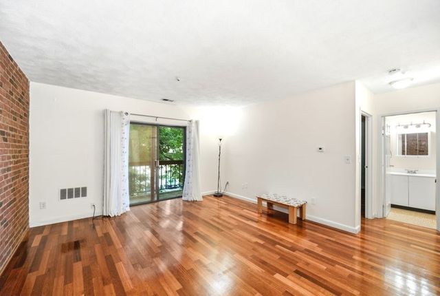 123 Elm St C9, Quincy, MA 02169
