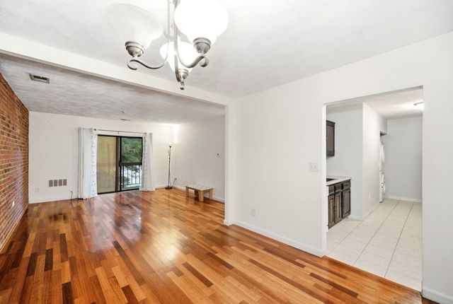 123 Elm St C9, Quincy, MA 02169
