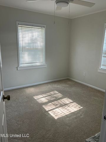 285 Venetian Gardens, Gulfport, MS 39507