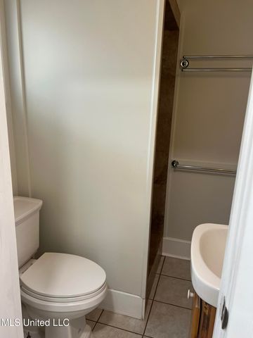 285 Venetian Gardens, Gulfport, MS 39507