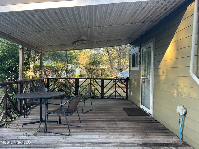 285 Venetian Gardens, Gulfport, MS 39507