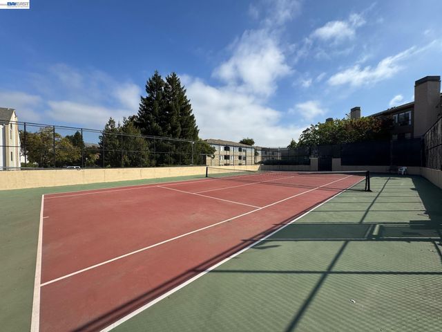 39206 Guardino Dr 310, Fremont, CA 94538