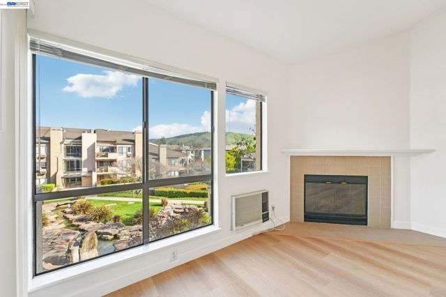 39206 Guardino Dr 310, Fremont, CA 94538