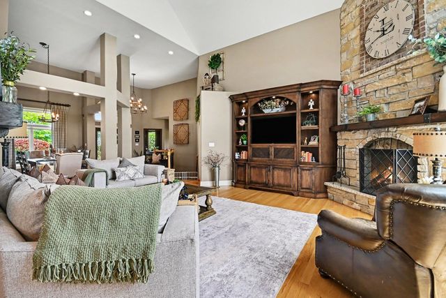 10139 W Tall Grass Lane, Monee, IL 60449