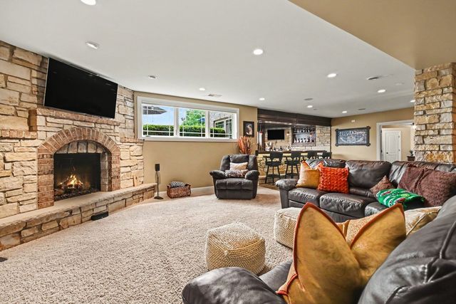 10139 W Tall Grass Lane, Monee, IL 60449