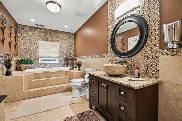 10139 W Tall Grass Lane, Monee, IL 60449