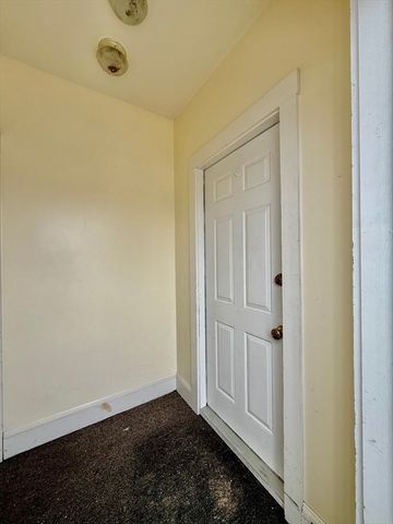 84 Pearl St 2F, Stoughton, MA 02072