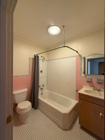 84 Pearl St 2F, Stoughton, MA 02072