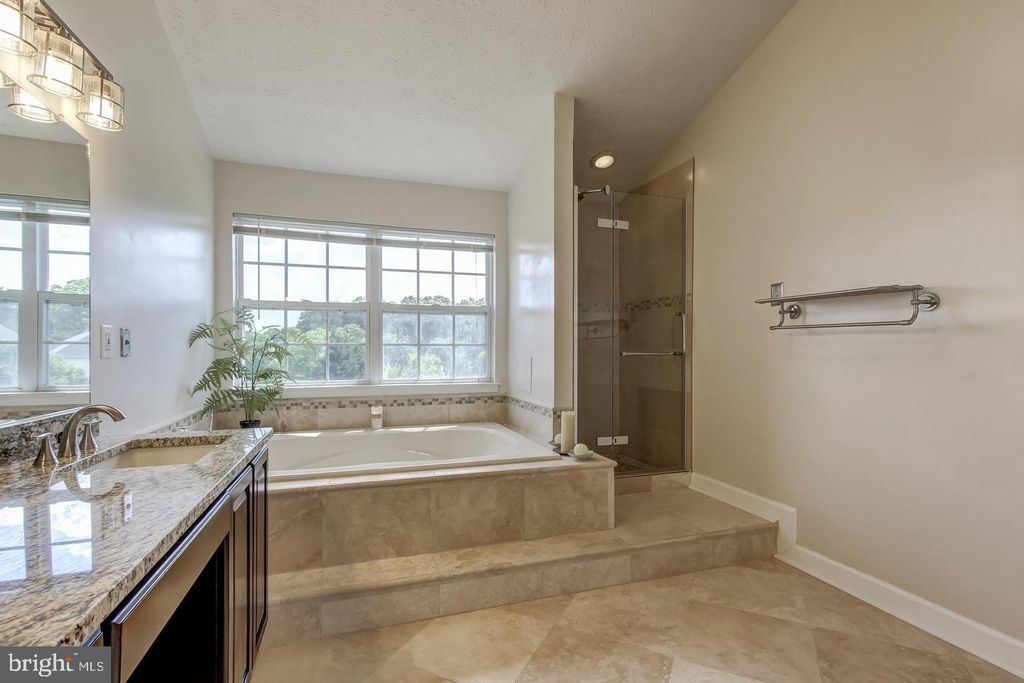 Image 18 of property listing at 9700 RIDER CT, Fort Washington, MD 20744