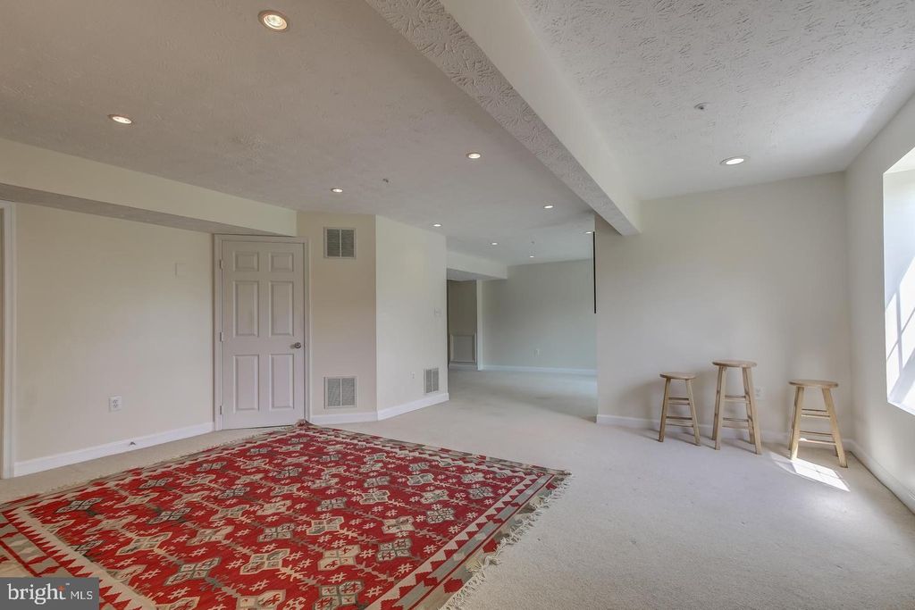 Image 22 of property listing at 9700 RIDER CT, Fort Washington, MD 20744