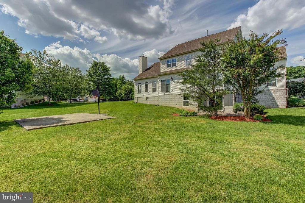 Image 26 of property listing at 9700 RIDER CT, Fort Washington, MD 20744