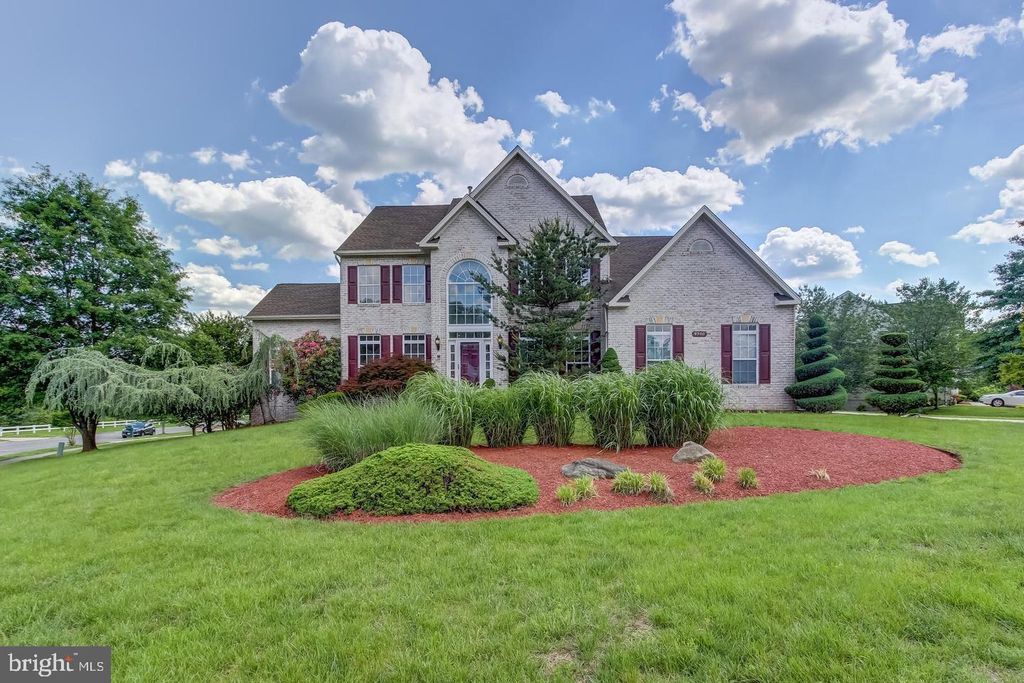 Image 3 of property listing at 9700 RIDER CT, Fort Washington, MD 20744