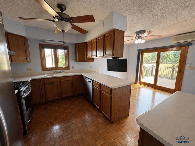3035 Ridge Road, Spearfish, SD 57783