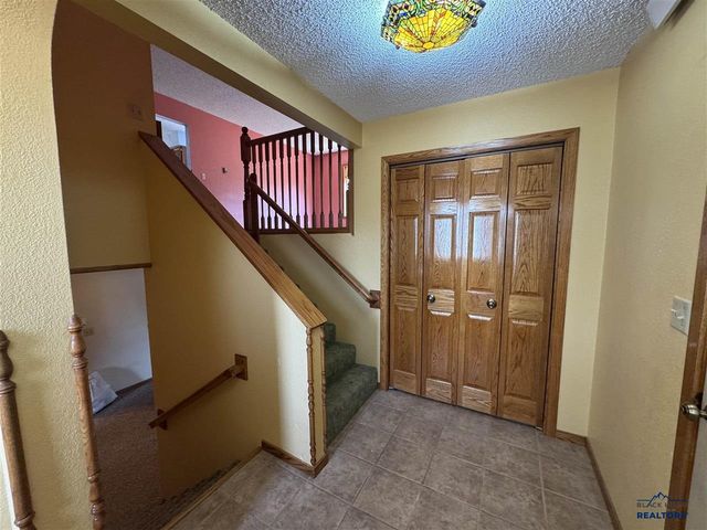 3035 Ridge Road, Spearfish, SD 57783