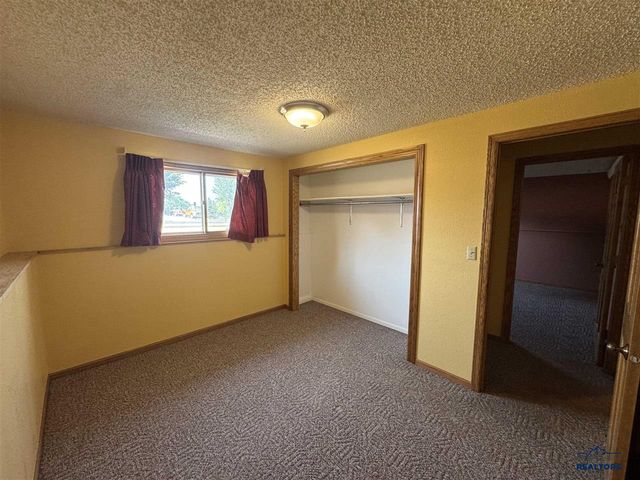 3035 Ridge Road, Spearfish, SD 57783