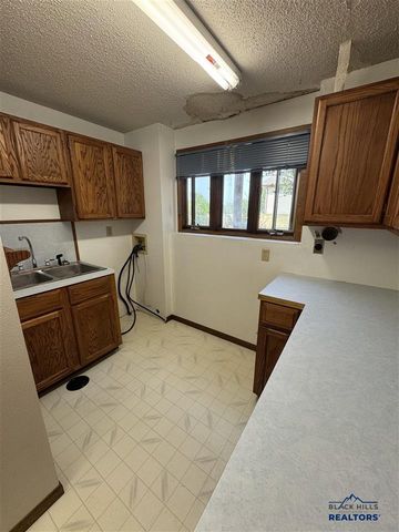 3035 Ridge Road, Spearfish, SD 57783