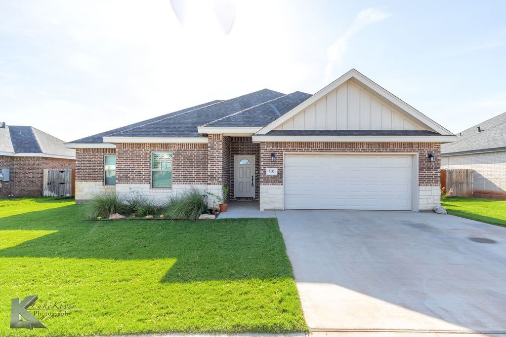 7433 Olive Grove Avenue, Abilene, TX 79606