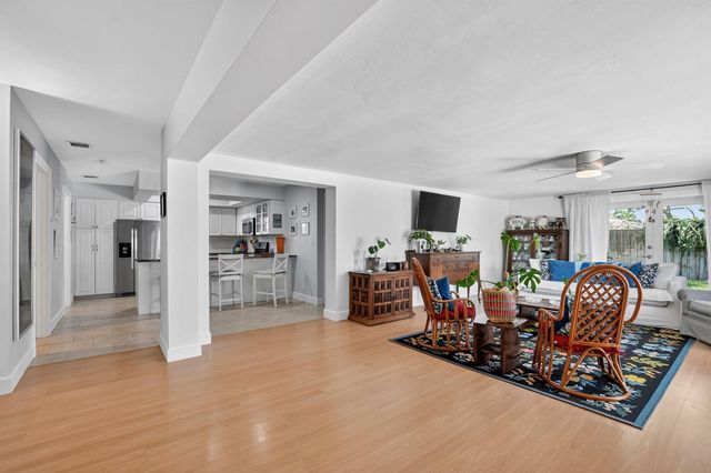 807 SW 3rd Street, Boca Raton, FL 33486