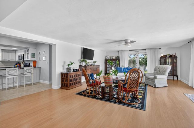 807 SW 3rd Street, Boca Raton, FL 33486