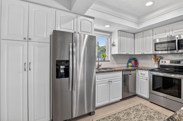 807 SW 3rd Street, Boca Raton, FL 33486