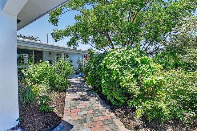 807 SW 3rd Street, Boca Raton, FL 33486