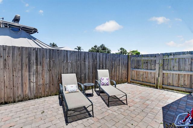 807 SW 3rd Street, Boca Raton, FL 33486