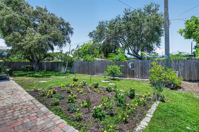 807 SW 3rd Street, Boca Raton, FL 33486