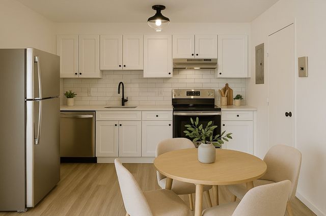 31 Vine St 38, Weymouth, MA 02188