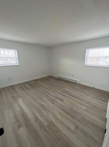 31 Vine St 38, Weymouth, MA 02188