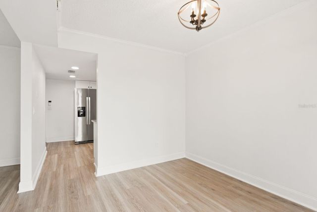 2204 HOWARD LANE, Tampa, FL 33612