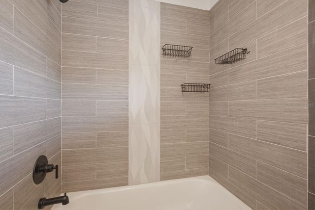 2204 HOWARD LANE, Tampa, FL 33612