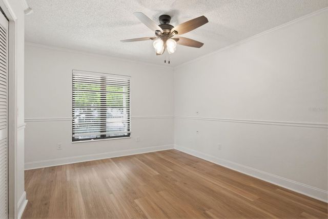 2204 HOWARD LANE, Tampa, FL 33612