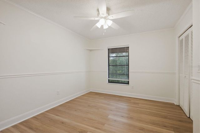 2204 HOWARD LANE, Tampa, FL 33612