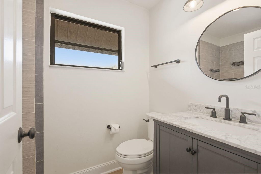 Image 22 of property listing at 2204 HOWARD LANE, Tampa, FL 33612