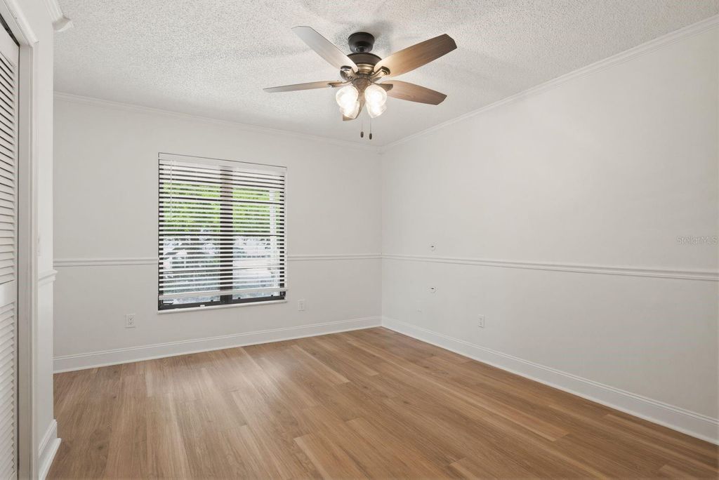 Image 24 of property listing at 2204 HOWARD LANE, Tampa, FL 33612