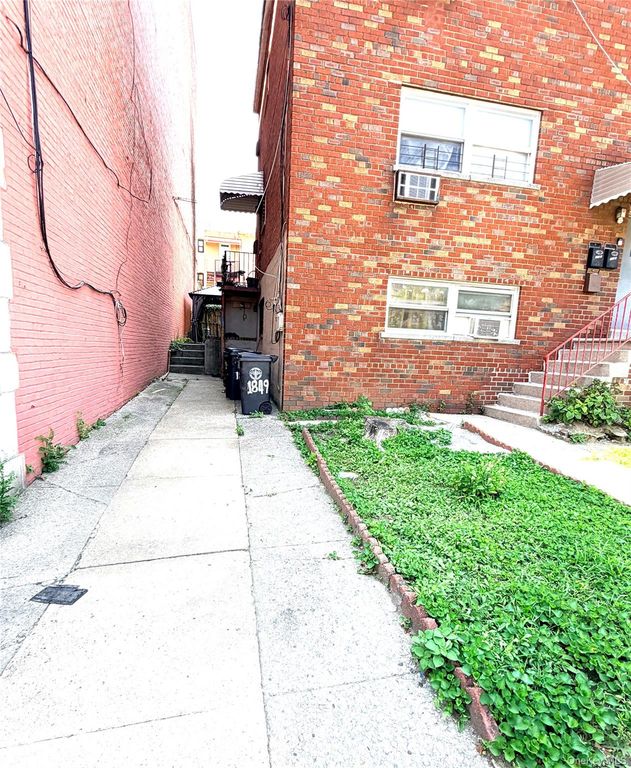 1849 White Plains Road, Bronx, NY 10462 — photo 3
