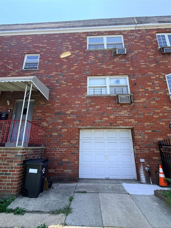1849 White Plains Road, Bronx, NY 10462 — photo 4