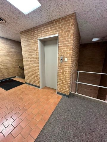 310 N Willis Street 225, Abilene, TX 79603