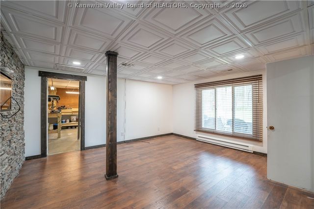 3 Surrey Drive, Hurricane, WV 25526