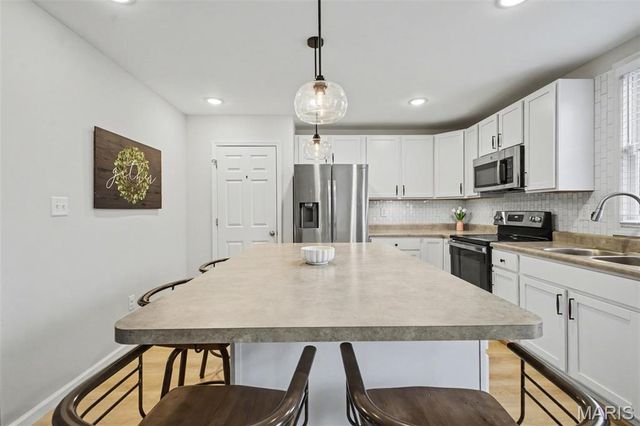 3645 Starkville Street, St Charles, MO 63301