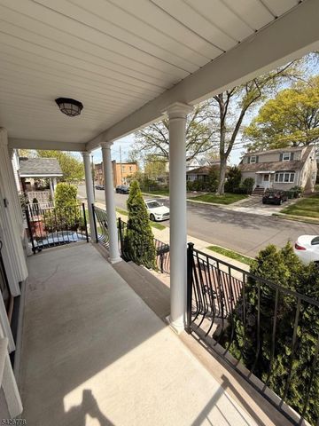 555 Hussa St, Linden City, NJ 07036