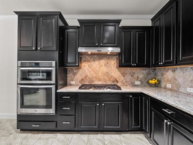 651 Tenuta Lane, League City, TX 77573