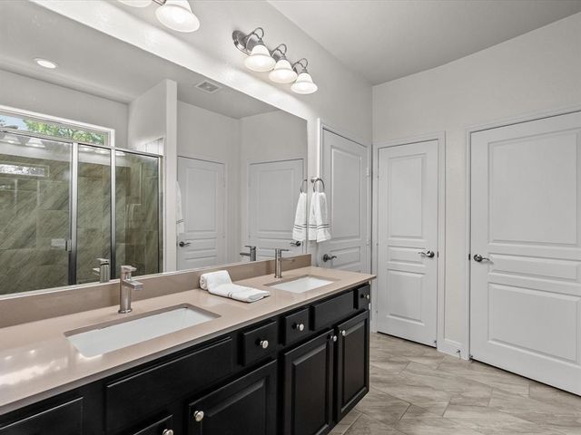 651 Tenuta Lane, League City, TX 77573
