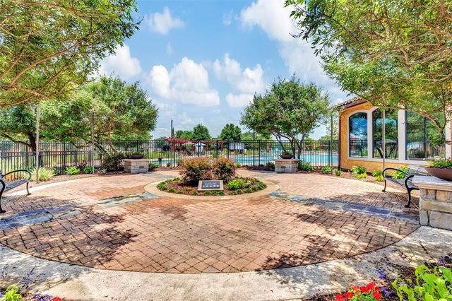 651 Tenuta Lane, League City, TX 77573
