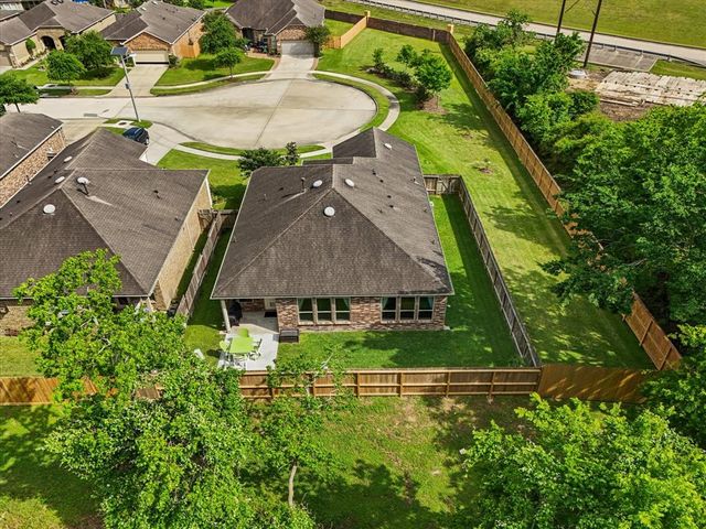 651 Tenuta Lane, League City, TX 77573