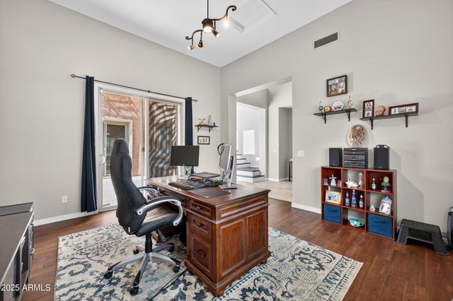 6860 S CRYSTAL Way, Chandler, AZ 85249