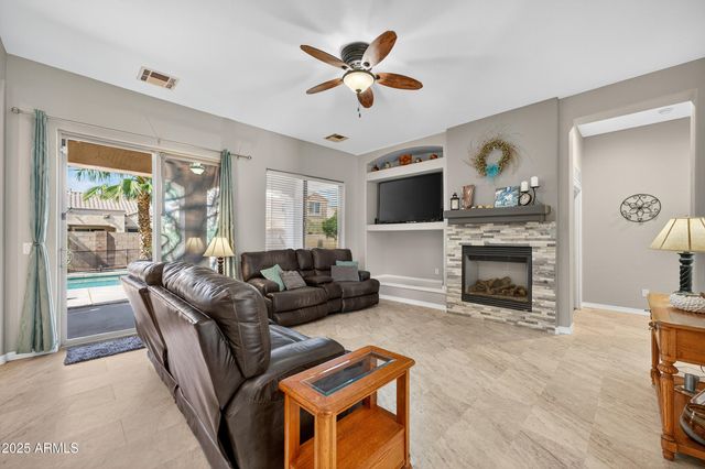 6860 S CRYSTAL Way, Chandler, AZ 85249